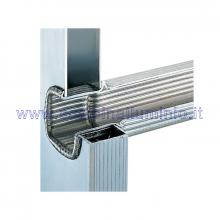 Scala per agricoltura 13 pioli con finali ad innesto particolare congiunzione piolo montante Scala per agricoltura 13 pioli con finali ad innesto particolare congiunzione piolo montante