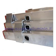 Scala in alluminio componibile allungabile 3 rampe 9 gradini particolare