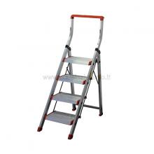 Sgabello in alluminio 4 gradini con vaschetta porta oggetti Sgabello in alluminio 4 gradini con vaschetta porta oggetti