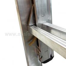 Scala con fune 4 rampe 8 gradini saltarello sinistro sistema di trattenuta e sgancio