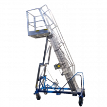 Scale per autobotti in alluminio reclinabili Scale per autobotti in alluminio reclinabili