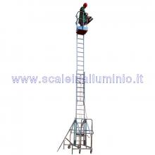 Scala in alluminio verticale con base e piano di lavoro allungabile con argano 2 x 12
