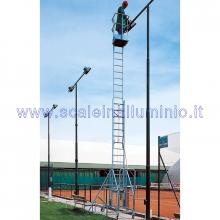 Scala in alluminio verticale con base e piano di lavoro allungabile con argano 2 x 12 - scala in opera 