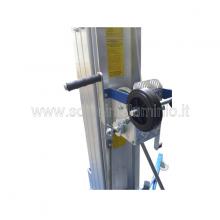 Elevatore a sfilo manuale 345 compact - Sollevatore per materiali argano di sollevamento Elevatore a sfilo manuale 345 compact - Sollevatore per materiali argano di sollevamento
