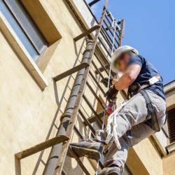 Linea vita UNI Scala in inox con fune tessile Linea vita UNI Scala in inox con fune tessile