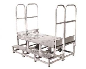 Sgabelli componibili in alluminio esempi configurazioni componibili