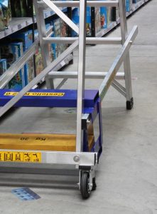 Scala a castello castellana SLIM con zavorra contrappeso